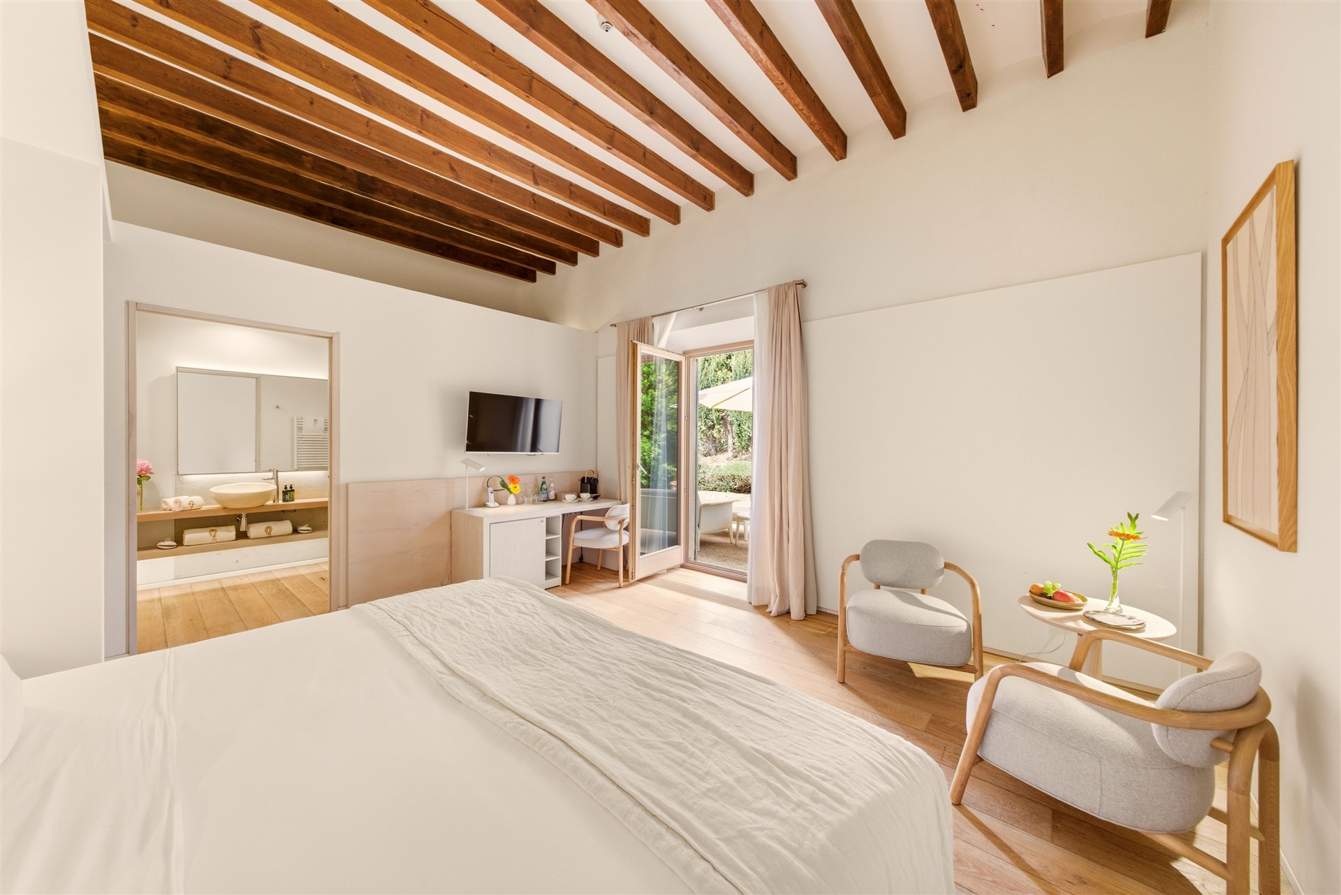 Deluxe Room with Terrace