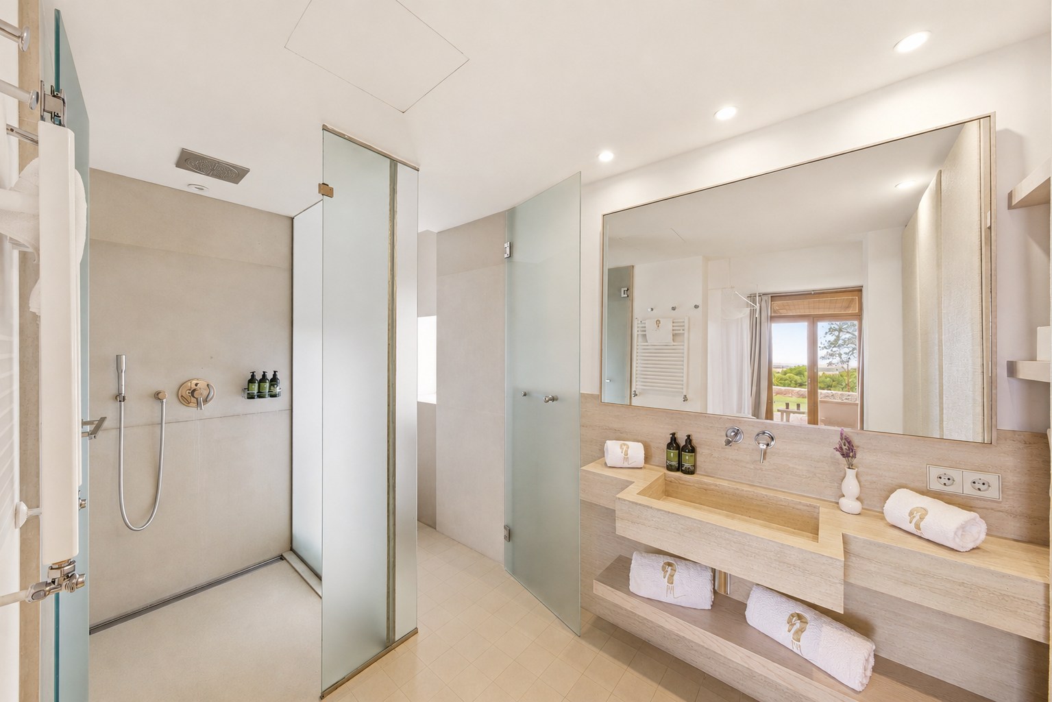 Signature Junior Suite