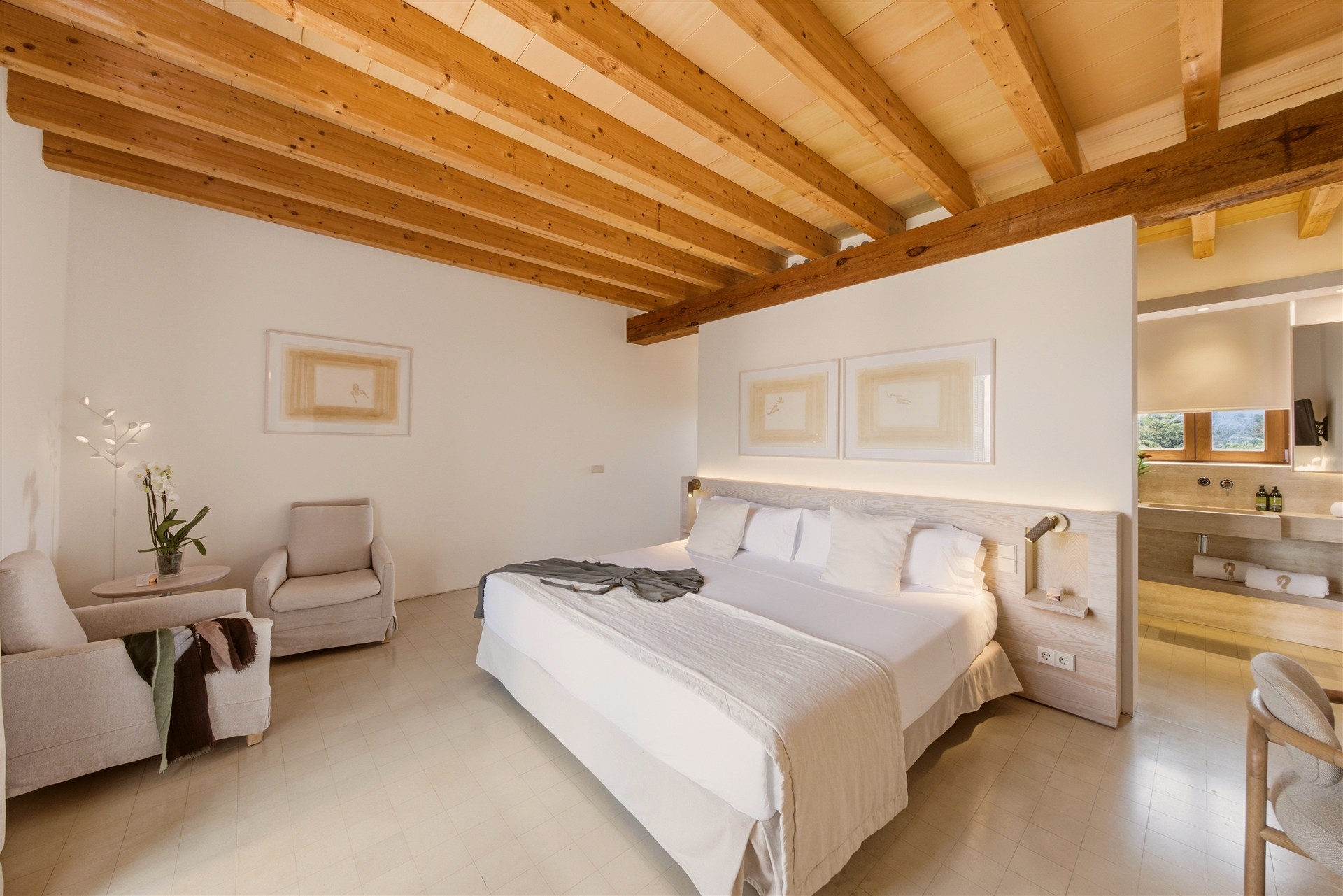 Signature Junior Suite