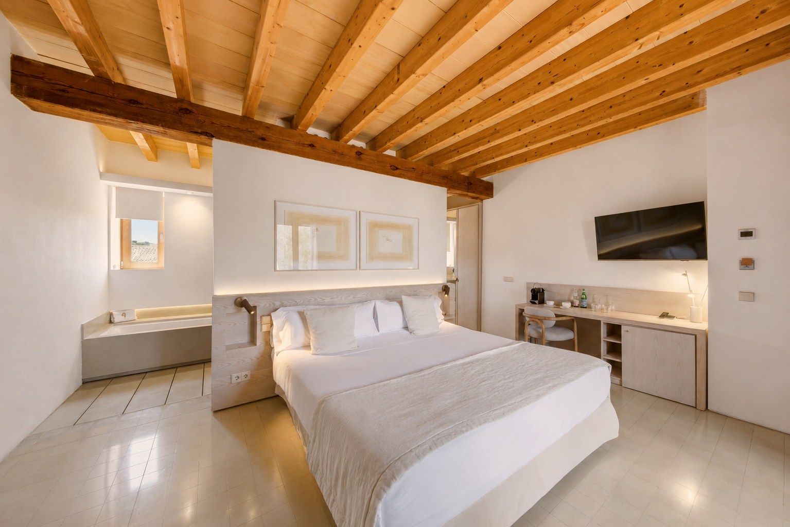 Signature Junior Suite