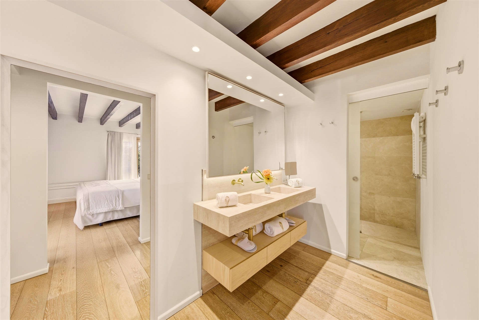 Premium Suite
